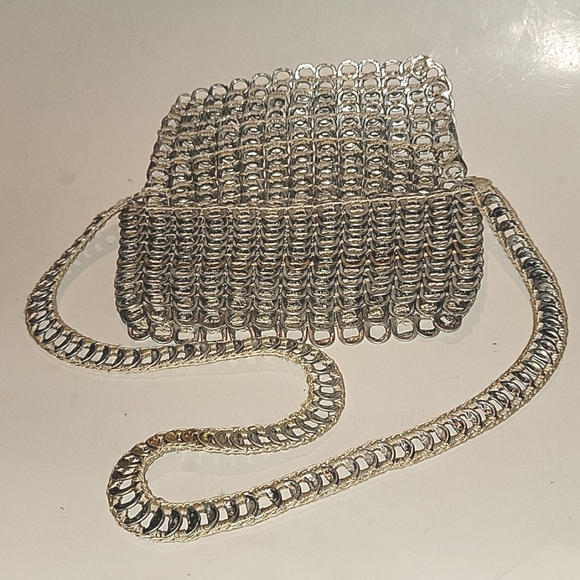 HAND CROCHETED RECYCLED SODA POP-TOP WRISTLET BAG ALUMINUM BRONZE ECO CHIC - Picture 4 of 8